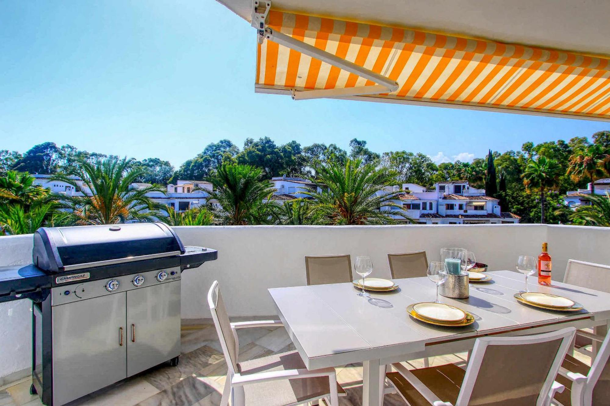 1080 Beachfront Penthouse 3 Floors Jacuzzi 2 Pools Wifi Roof Terrace *