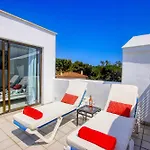 1080 Beachfront Penthouse 3 Floors Jacuzzi 2 Pools Wifi Roof Terrace