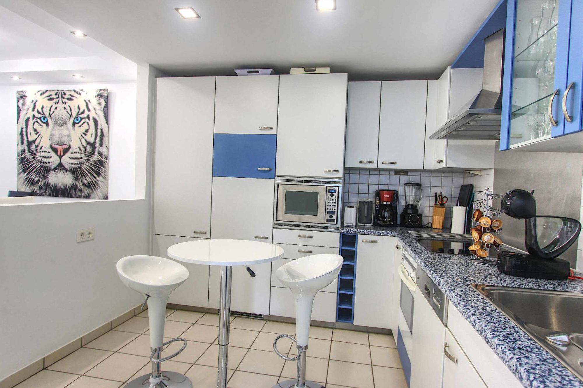 1080 Beachfront Penthouse 3 Floors Jacuzzi 2 Pools Wifi Roof Terrace *